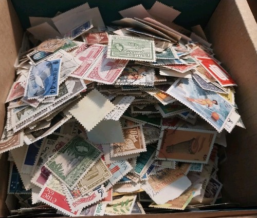 World stamps off - stamps, 200+